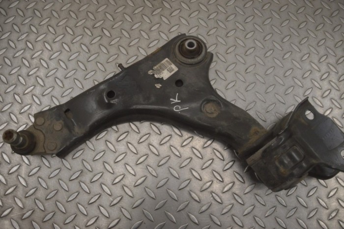 Braț inferior st&acirc;nga față JAGUAR E-PACE X540 2019 OEM: J9C3-3A053-AD 22906286