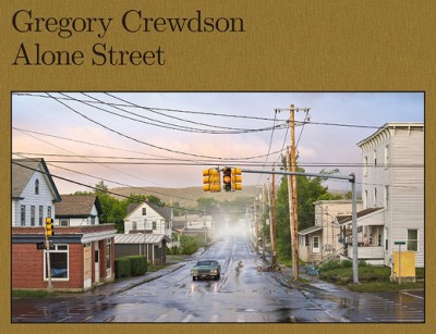 Gregory Crewdson: Alone Street foto