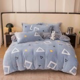 Cumpara ieftin Lenjerie de pat dublu cocolino,4 piese cu elastic,bleu cu triunghiuri-A602, Jojo Home