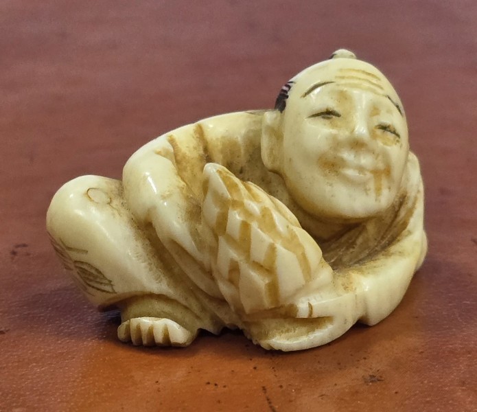 Netsuke din fildes, Japonia, Sec. XIX
