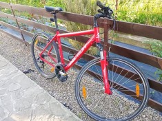 Bicicleta trekking Merida Crossway 10