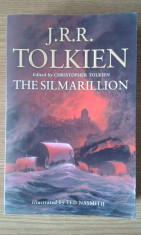 The Silmarillion by J.R.R. Tolkien foto