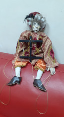 marioneta (papusa veche) realizata manual, de colectie foto