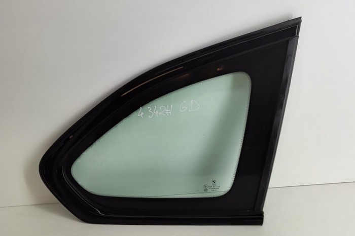 Geam lateral dreapta spate BMW X1 F48 2021 OEM: 7406870,43R-001734 23875459