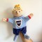 * Marioneta teatru de papusi, papusa manuala, print, baiat blond cu coronita