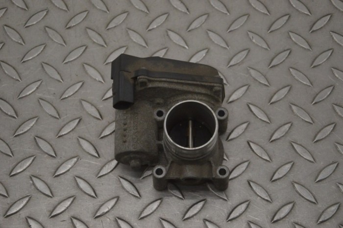 Corp clapetă VW POLO 9N_ 2007 OEM: 03D133062E,A2C53060088 | 22975778