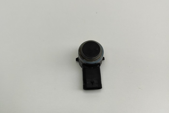 Senzor de parcare față MERCEDES-BENZ C W205 2017 OEM: A0009055504 30396597
