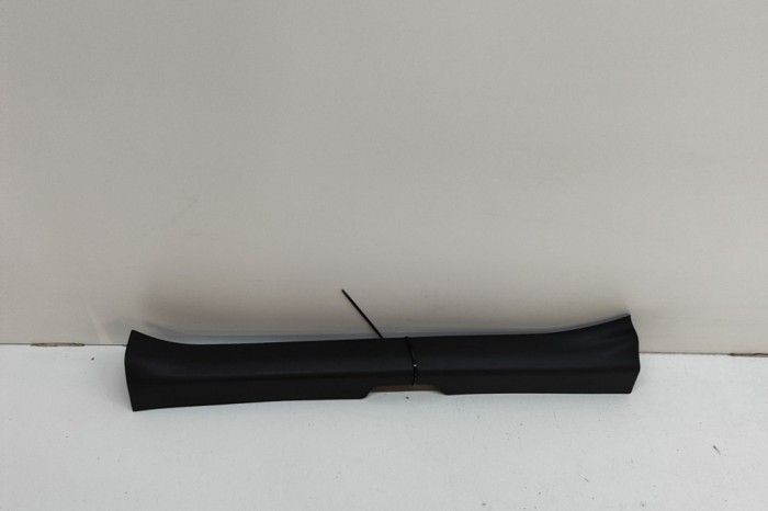 Ornament prag interior dreapta față TOYOTA YARIS CROSS MXP_ 2022 OEM: 67913-K0020 28229230