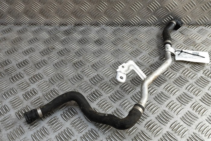 Furtun de lichid de răcire BMW 3 G20, G28 2022 OEM: 6820399 31201568