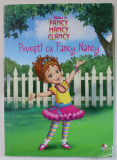 POVESTI CU FANCY NANCY , SERIA &#039; FANCY NANCY CLANCY &#039; , adaptare de NANCY PARENT , ilustratii de LISNEY STORYBOOK ART TEAM , 2020, PREZINTA URME DE UZ