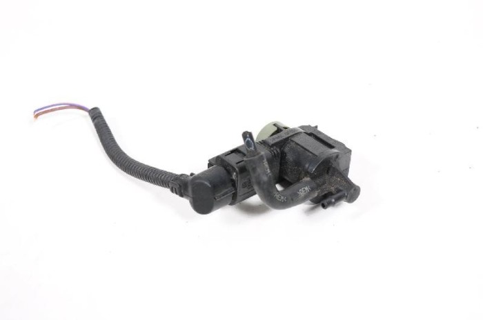 Supapa solenoid AUDI A4 8EC, B7 2007 OEM: 1J0906283C 3242944