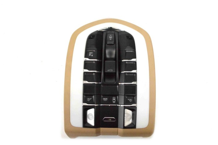 Iluminare interioară PORSCHE MACAN 95B 2015 OEM: 7PP959551GC,7PP959728A,7PP919211E,7PP035711A 11734550