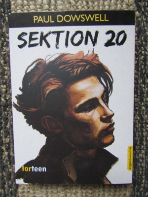 Sektion 20 editie bilingva engleza romana foto