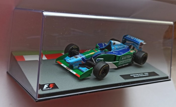 Macheta Benetton B194 (Schumacher) Campion Formula 1 1994 - IXO/Altaya 1/43 F1