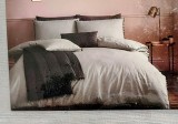 Set Lenjerie Pat "Pom Pom Silver" Double &ndash; Design Modern &amp; Textură Fină Nou/Sigilat Gri Deschis