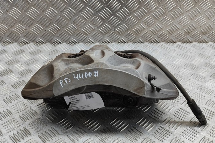 Etrier de fr&acirc;nă dreapta față AUDI E-TRON GEN 2020 OEM: 4KE615106N 25271157