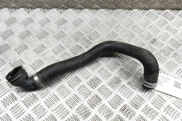 Furtun de lichid de răcire VOLVO V90 II 2018 OEM: 31439753 | 28244985