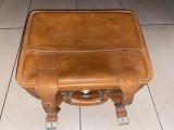 Geantă de voiaj vintage din piele naturală &ndash; ideală pentru decor sau colecție
