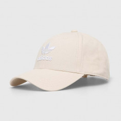 adidas Originals șapcă de baseball din bumbac culoarea bej, cu imprimeu IS4624