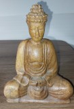 Buddha meditand ,sculptat manual in lemn