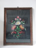 Tablou cu broderie Kalocsa, broderie ungureasca, in rama de lemn, sub sticla, repezentand un buchet de flori, 38x50cm, vintage