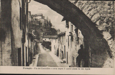 Carte Postala - Perugia - Via del Cardellino e arco ... la via Appia &amp;quot;CP82&amp;quot; foto