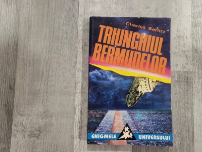 Triunghiul Bermudelor.Incredibila poveste a disparitiilor misterioase de Charles Berlitz foto
