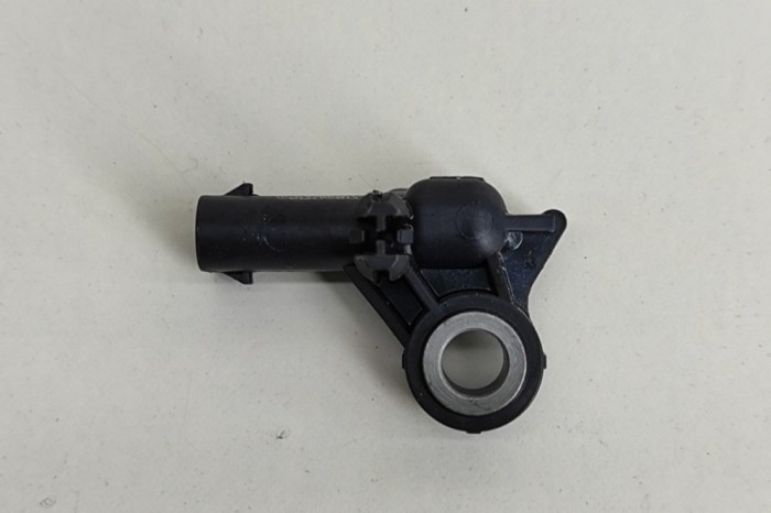 Senzor de impact dreapta spate VOLVO XC40 536 2023 OEM: 32381890 23892622