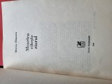 Mircea Dinescu-Moartea citește ziarul vintage