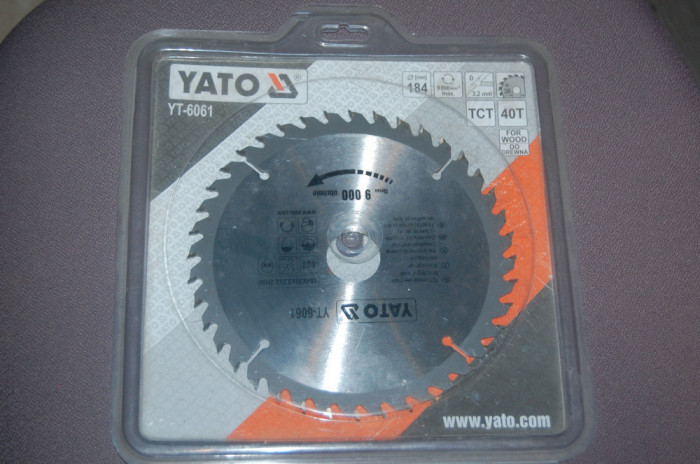 Disc circular Yato YT-6061 cu placute vidia pentru lemn 184mm, 40 dinti 30mm