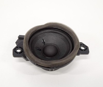 Difuzor ușă st&amp;acirc;nga spate VOLVO XC40 536 2018 OEM: 32212818 10584311 foto