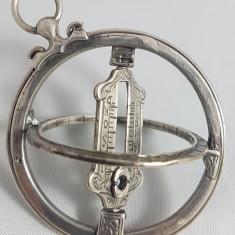 Piesa rara ! Instrument vechi astronomic Armilary din argint /Pandantiv Cca 1890