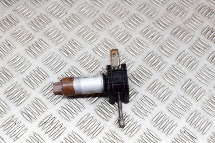 Motor de control scaun st&acirc;nga față BMW 7 G11, G12 2019 OEM: C06710-106 15065344