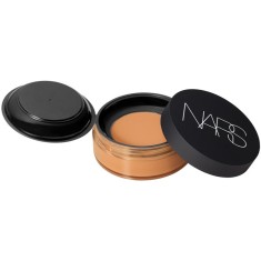 NARS Light Reflecting&trade; SETTING POWDER - LOOSE pudra pentru stralucire culoare SHORE 11 g