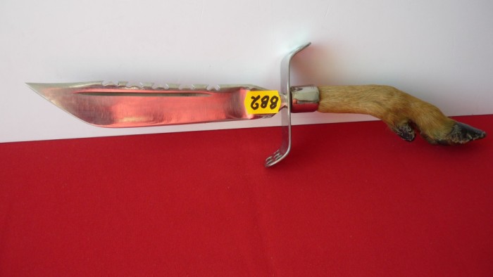 CUTIT DE VANATOARE (BB)