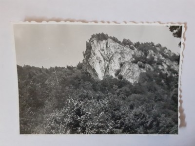 Fotografie dimensiune CP cu un peisaj montan foto