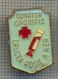 Y 810 INSIGNA -DONATOR ONORIFIC-CRUCEA ROSIE A RSR - PENTRU COLECTIONARI