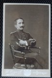 Fotografie tip CDV, Capitan din armata regala romana, inceput de secol XX