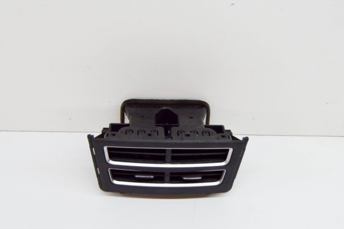 Gura de ventilație consola centrală TESLA MODEL S 2014 OEM: 6006016-00-D 17344545