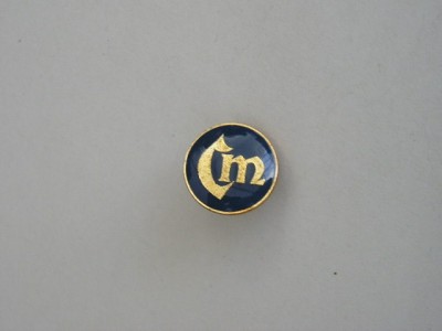 QW9 J 51 - Insigna - tematica comert - inscriptia CM foto