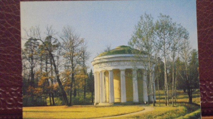 RUSSIA - SANKT PETERSBURG - PARCUL PALATULUI PAVLOVSK, TEMPLUL PRIETENIEI -