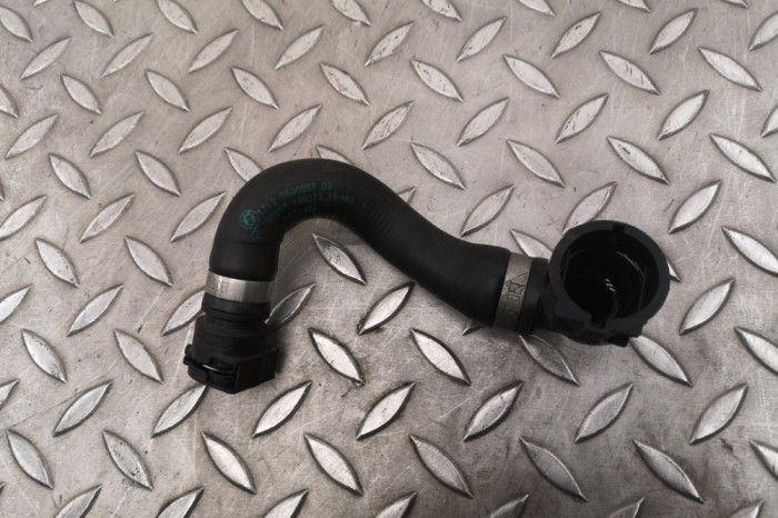 Furtun de lichid de răcire BMW 4 Gran Coupe F36 2017 OEM: 17127640287,7640287 27213338