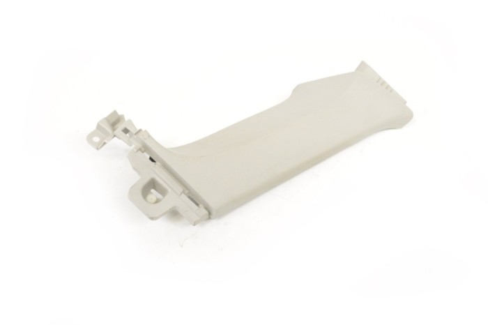 Ornament st&acirc;lp spate st&acirc;nga MAZDA CX-5 KE, GH 2014 OEM: KD45-68260 12648396