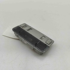 Iluminare interioară VW AMAROK 2H_, S1B 2018 OEM: 3B0947105C 31382957