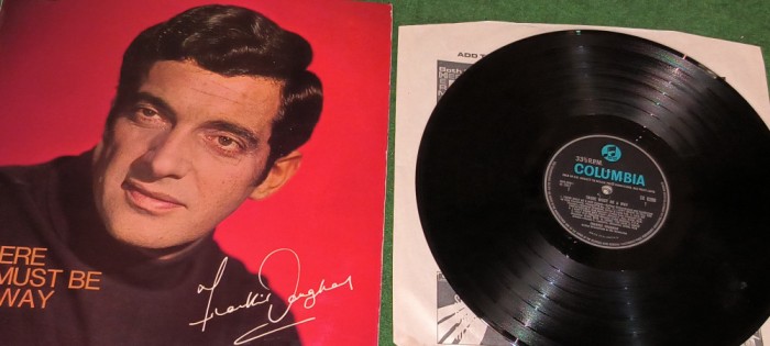 DISC VINIL COLUMBIA EMI LP. AN 1967 - FRANKIE VAUGHAN - THERE MUST BE A WAY