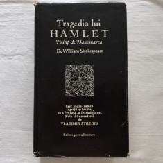 TRAGEDIA LUI HAMLET PRINT DE DANEMARCA- WILLIAM SHAKESPEARE, EDITIE BILINGVA