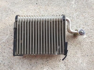 radiator clima habitaclu OPEL COrsa B foto