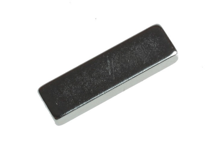Magnet de neodim, 15 x 10 x 3 mm, Negru / Argintiu