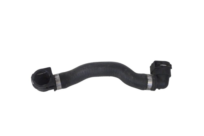Furtun de lichid de răcire BMW X3 F25 2014 OEM: 7593855 18133988
