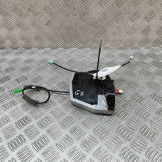 &Icirc;ncuietoare ușă dreapta spate TOYOTA YARIS CROSS MXP_ 2024 OEM: 69050-0D170 29510327